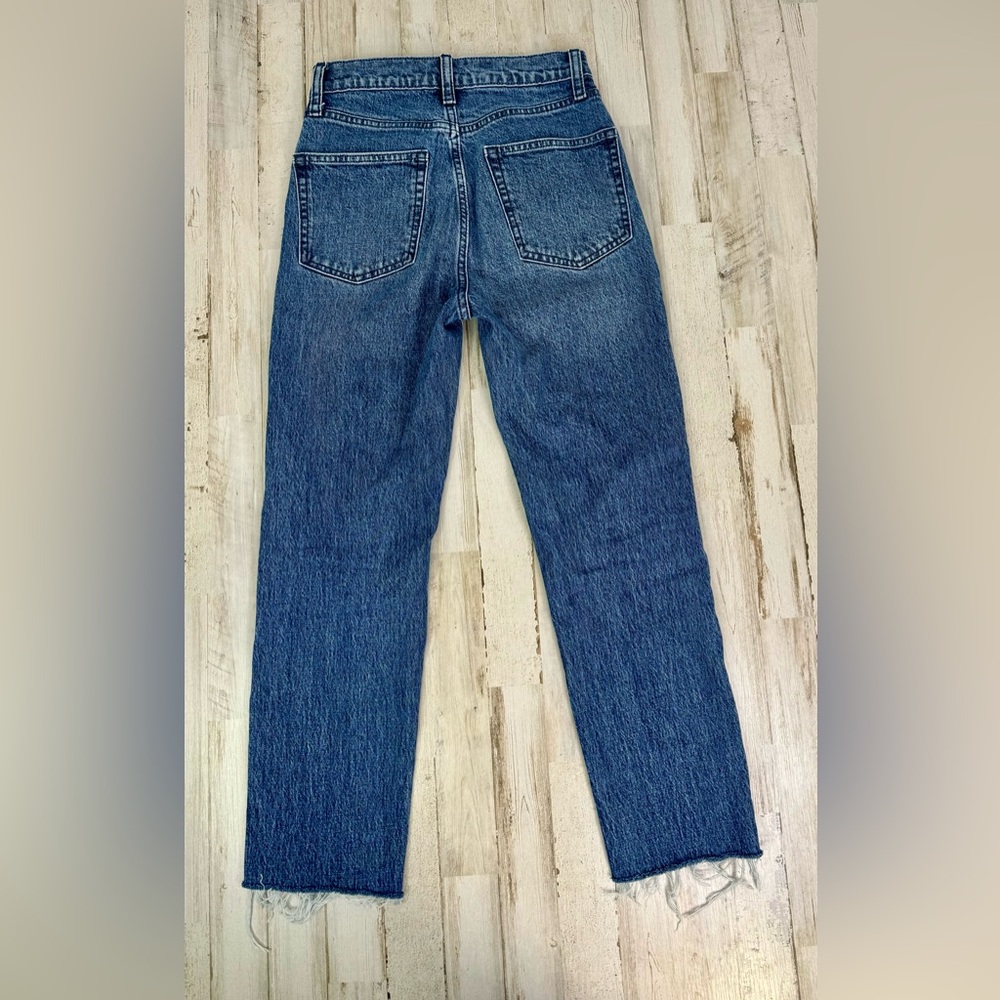 Gap Cheeky Straight Sky High Mid Rise Women Jeans - Size 24| 00R (26x25) - Picture 8 of 10